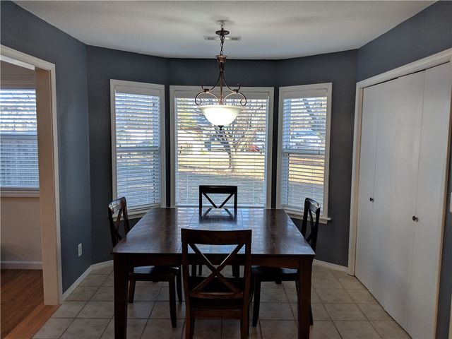 3107 N Malinda Drive, Fayetteville, AR 72703