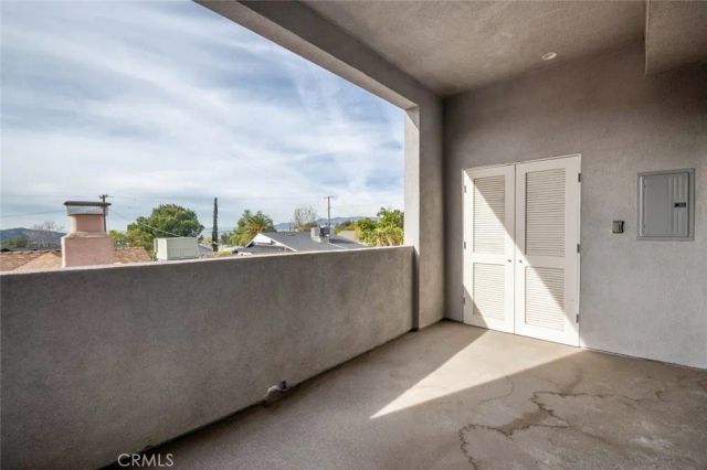 7341 Valmont Street 103, Tujunga, CA 91042