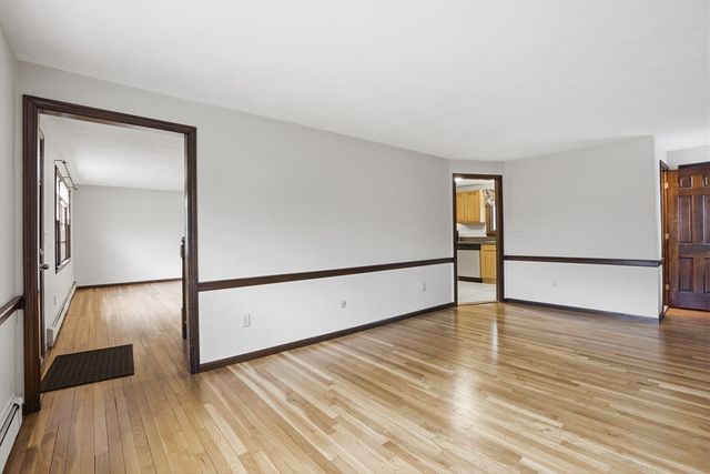 17 Circle Road, Lexington, MA 02420