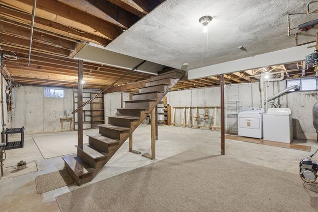 17 Circle Road, Lexington, MA 02420