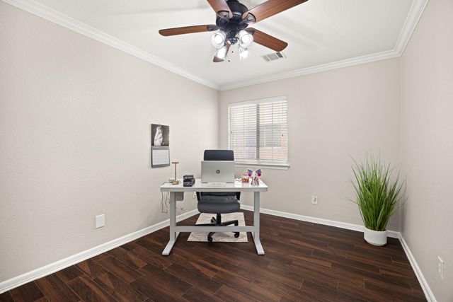 1517 Dillon Lake BND, Leander, TX 78641