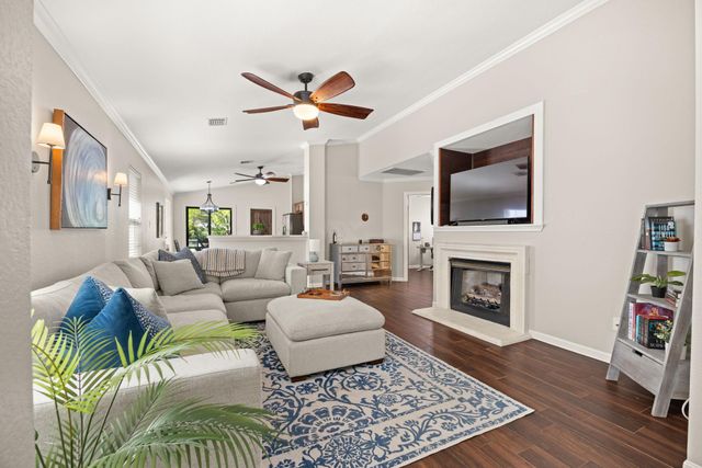 1517 Dillon Lake BND, Leander, TX 78641