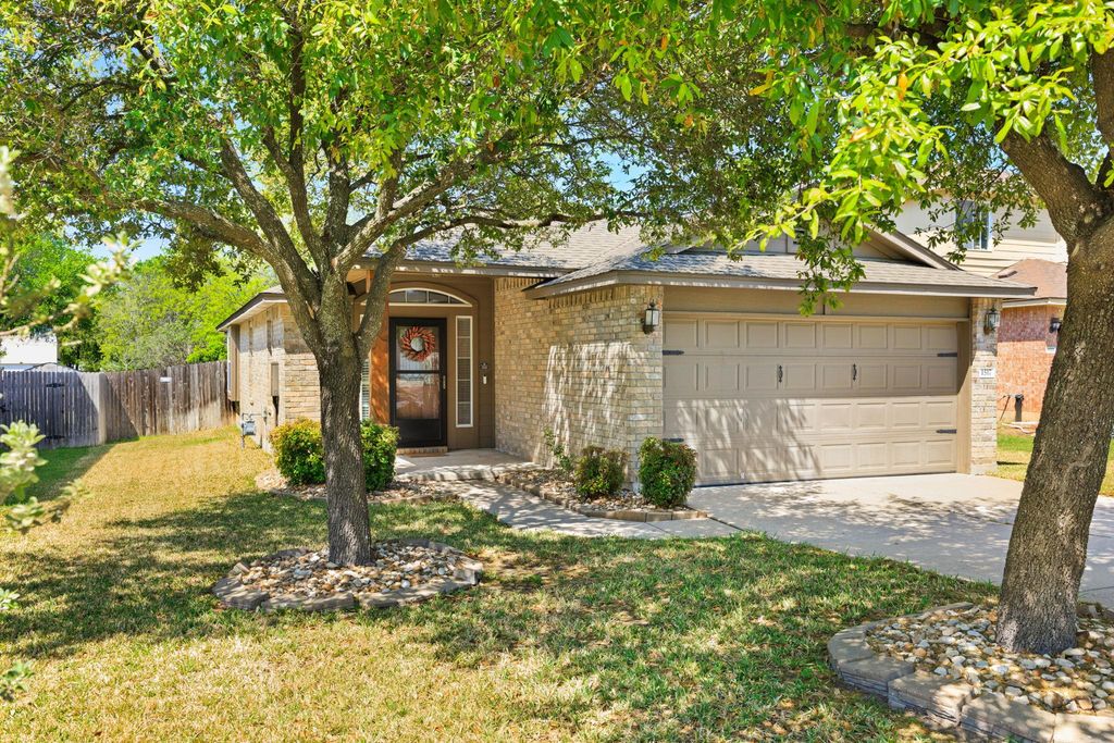 1517 Dillon Lake BND, Leander, TX 78641