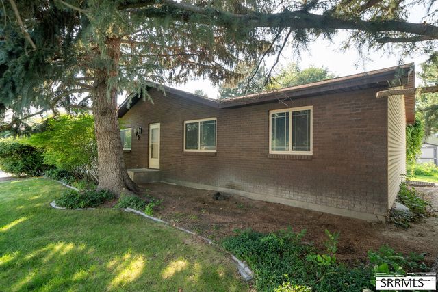 776 Adell Avenue, Idaho Falls, ID 83402