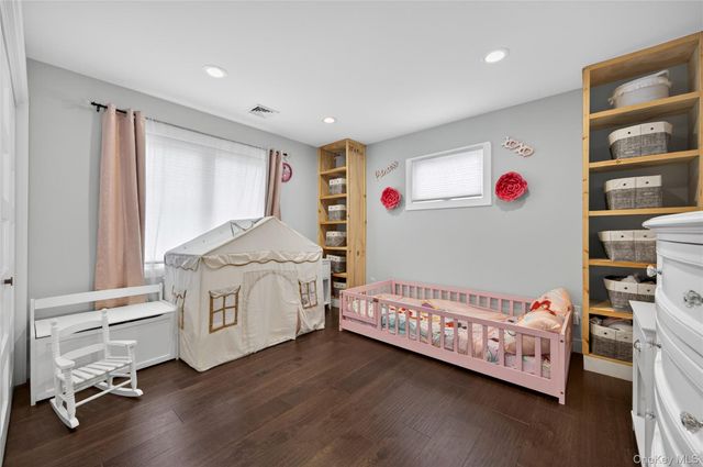 276 Rintin Street, Franklin Square, NY 11010