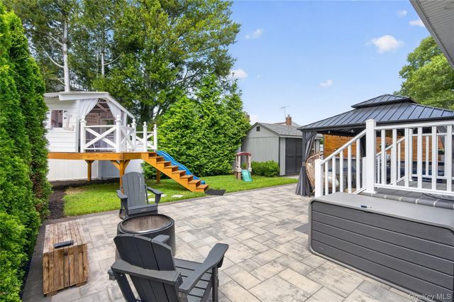 276 Rintin Street, Franklin Square, NY 11010