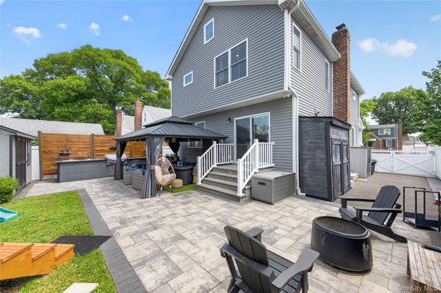 276 Rintin Street, Franklin Square, NY 11010