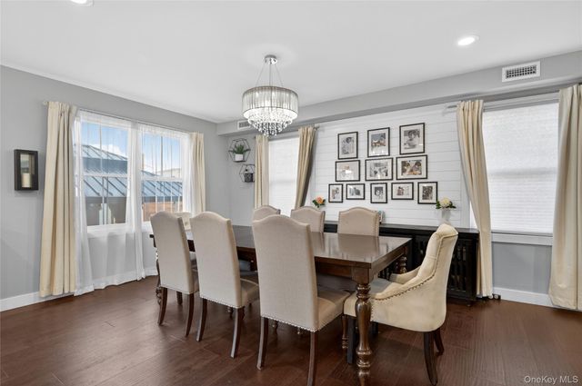 276 Rintin Street, Franklin Square, NY 11010