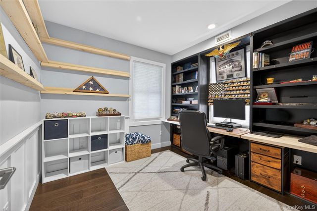 276 Rintin Street, Franklin Square, NY 11010