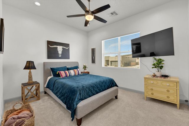 1770 Camino Cantera SW, Los Lunas, NM 87031