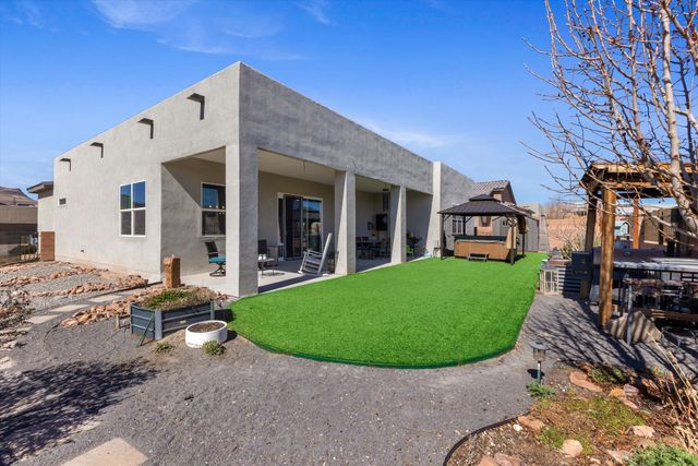 1770 Camino Cantera SW, Los Lunas, NM 87031