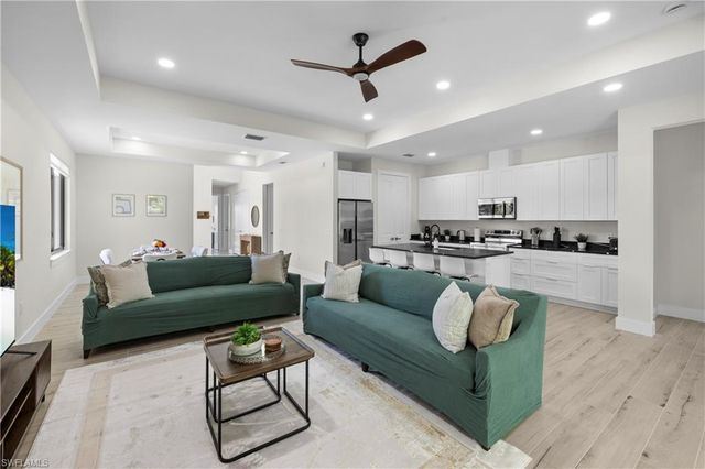 2547 Storter AVE, Naples, FL 34112