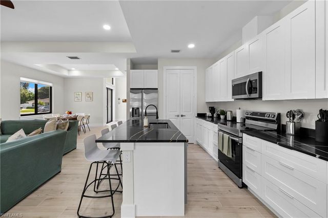 2547 Storter AVE, Naples, FL 34112