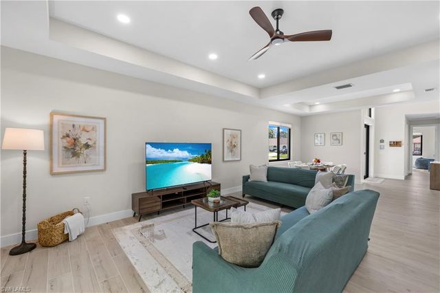 2547 Storter AVE, Naples, FL 34112