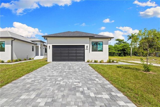 2547 Storter AVE, Naples, FL 34112
