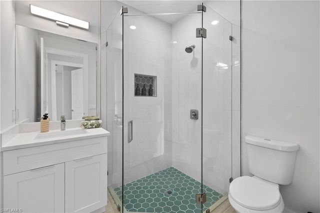 2547 Storter AVE, Naples, FL 34112