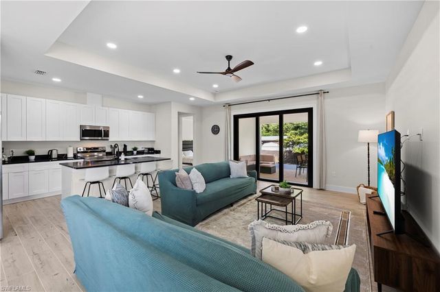 2547 Storter AVE, Naples, FL 34112