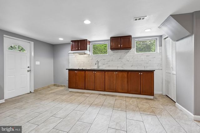 6804 NEW HAMPSHIRE AVE, Takoma Park, MD 20912
