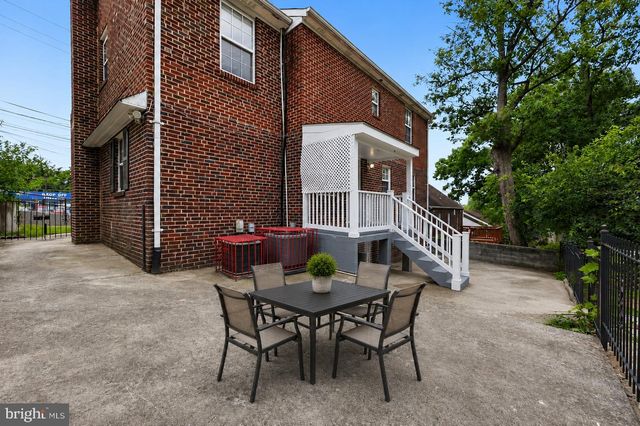 6804 NEW HAMPSHIRE AVE, Takoma Park, MD 20912