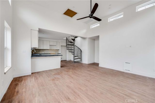 127 E Foothill Boulevard A, Glendora, CA 91741