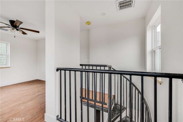 127 E Foothill Boulevard A, Glendora, CA 91741