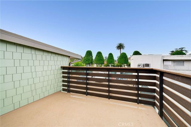 127 E Foothill Boulevard A, Glendora, CA 91741