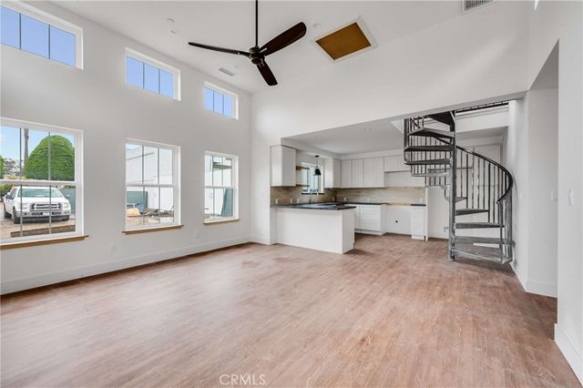 127 E Foothill Boulevard A, Glendora, CA 91741