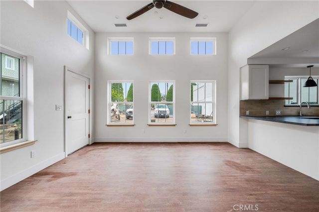 127 E Foothill Boulevard A, Glendora, CA 91741