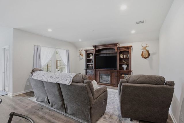 265 Paisley Parkway, Sulphur, LA 70665
