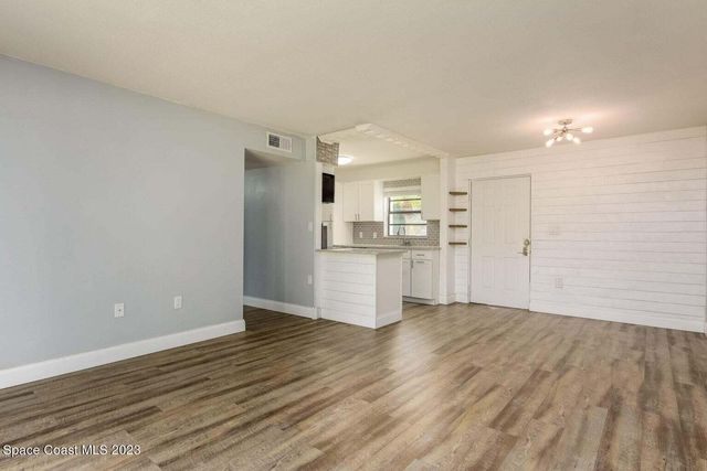 2253 Flower Tree Circle, Melbourne, FL 32935