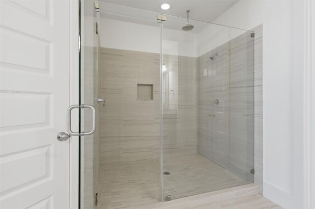 821 Algona Avenue, Houston, TX 77008