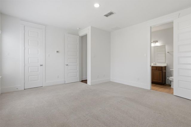 821 Algona Avenue, Houston, TX 77008