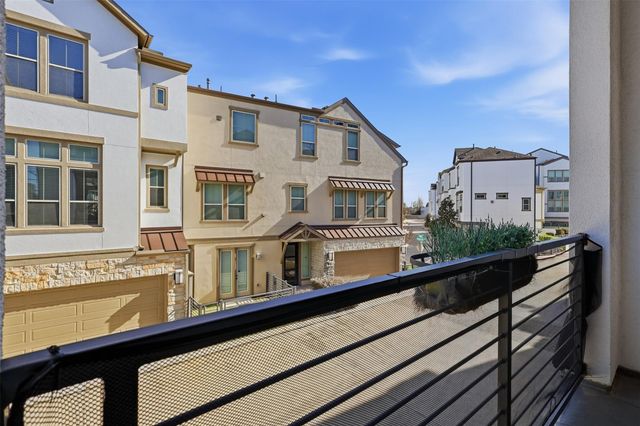 821 Algona Avenue, Houston, TX 77008