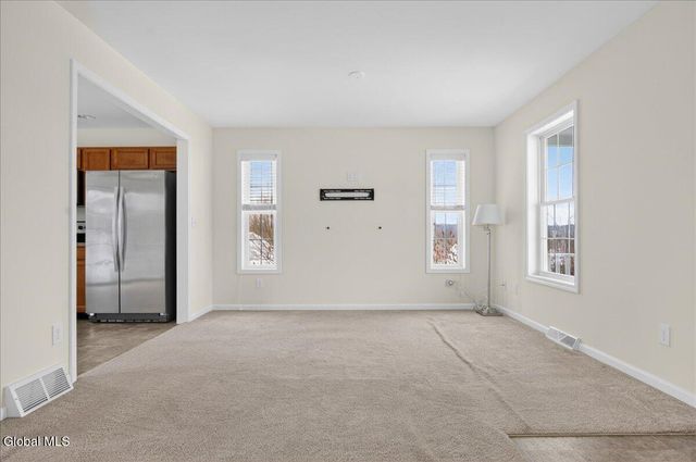 10 Camber Court, Halfmoon, NY 12118