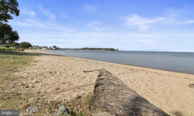 262 ROLANDO DR, Colonial Beach, VA 22443