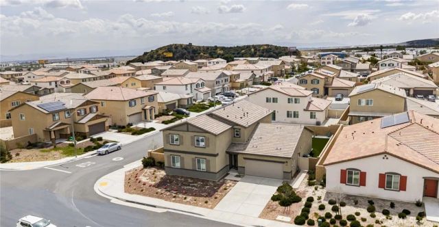 3557 W Seco, San Bernardino, CA 92407