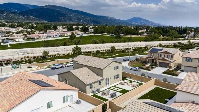 3557 W Seco, San Bernardino, CA 92407