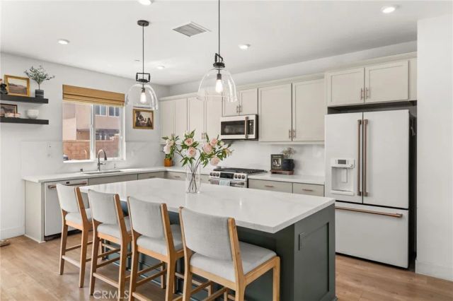 3557 W Seco, San Bernardino, CA 92407