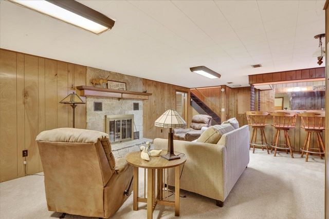 2110 Eastwood Avenue, Janesville, WI 53545