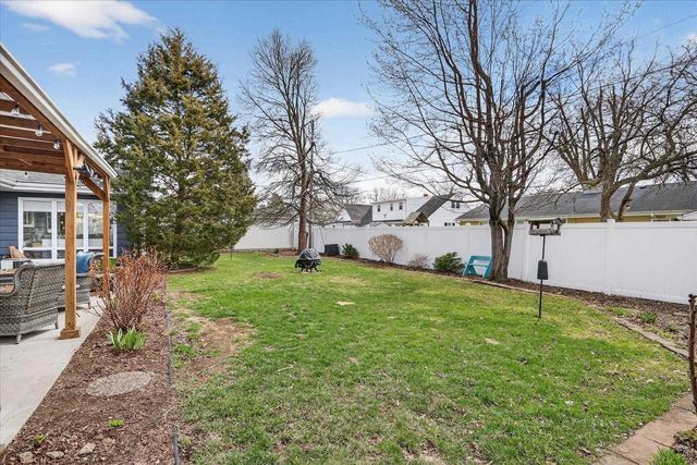 2110 Eastwood Avenue, Janesville, WI 53545