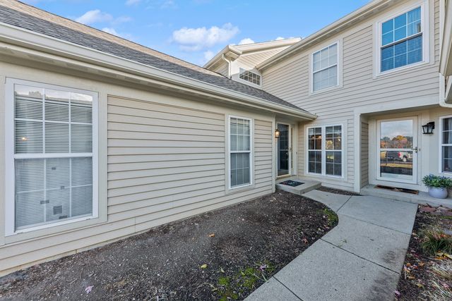 36119 N New Bridge Court, Gurnee, IL 60031