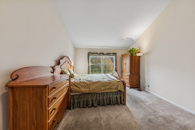 36119 N New Bridge Court, Gurnee, IL 60031