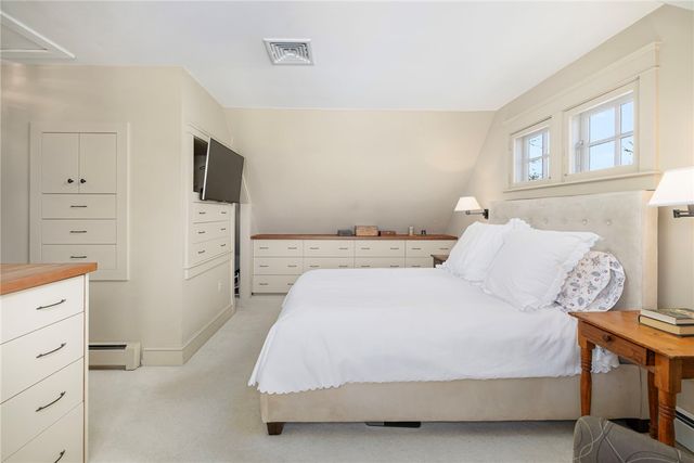 68 Sachuest Way, Middletown, RI 02842