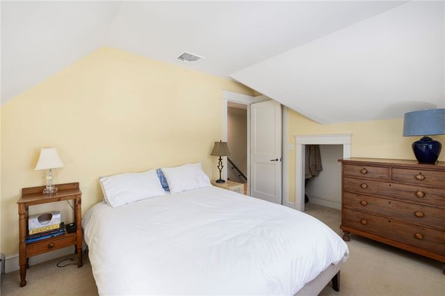 68 Sachuest Way, Middletown, RI 02842