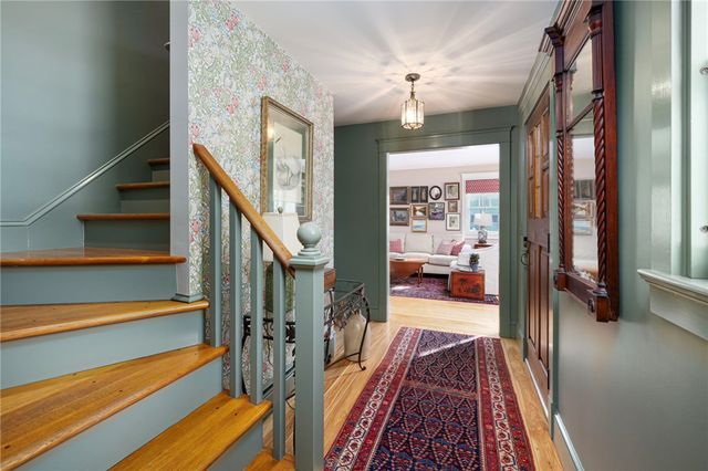 68 Sachuest Way, Middletown, RI 02842