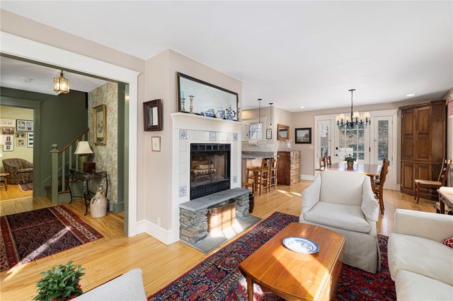 68 Sachuest Way, Middletown, RI 02842