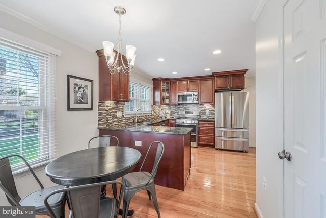 13214 STONE HEATHER DR, Herndon, VA 20171