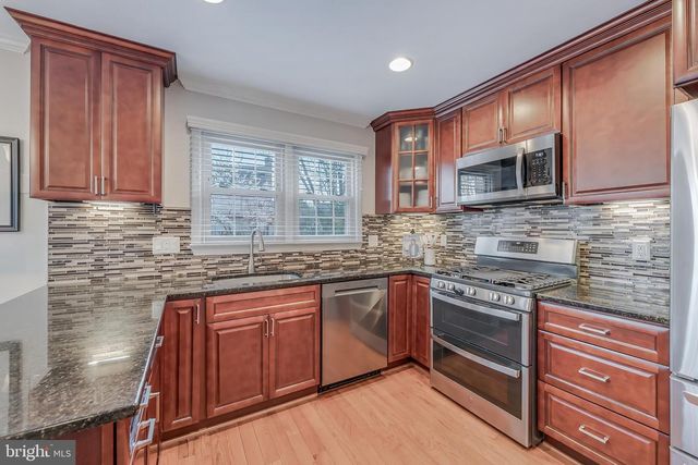 13214 STONE HEATHER DR, Herndon, VA 20171