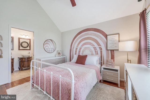 13214 STONE HEATHER DR, Herndon, VA 20171