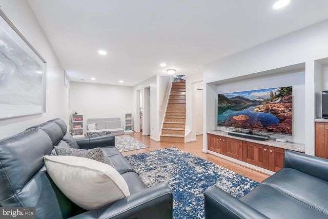 13214 STONE HEATHER DR, Herndon, VA 20171